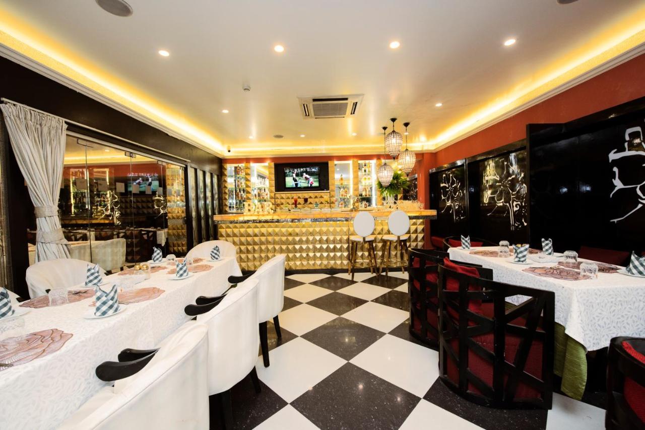 Hotel Casa Aishbagh Lucknow Esterno foto