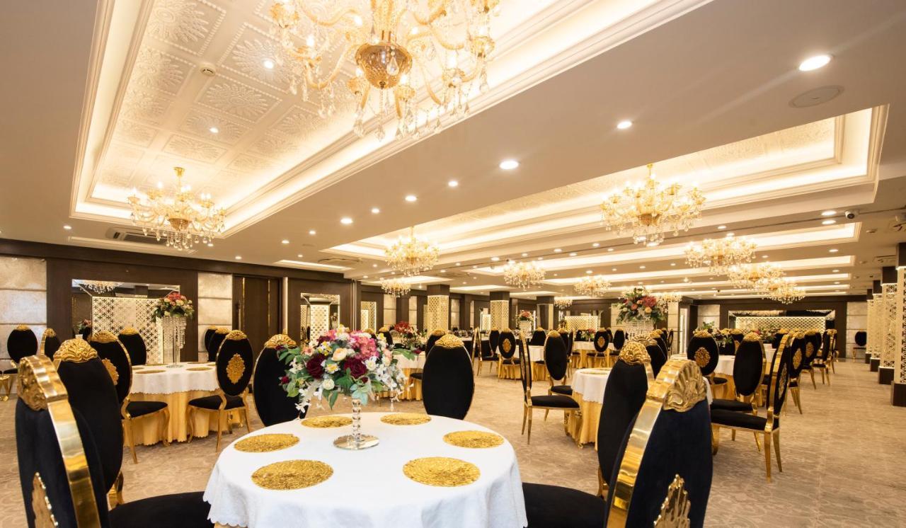 Hotel Casa Aishbagh Lucknow Esterno foto